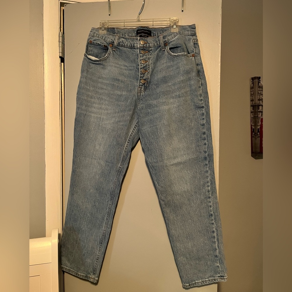 Aeropostale Women's Light Blue Straight Jeans